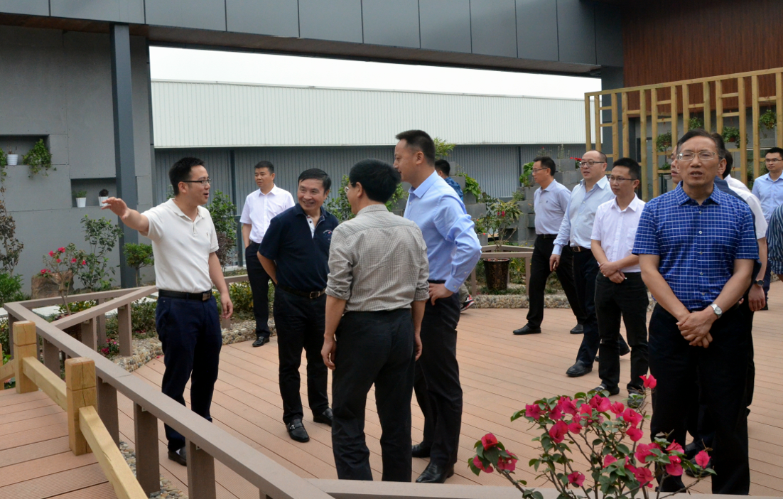 威遠縣委書記張勇節(jié)日期間到川威連界區(qū)域調研(圖3)