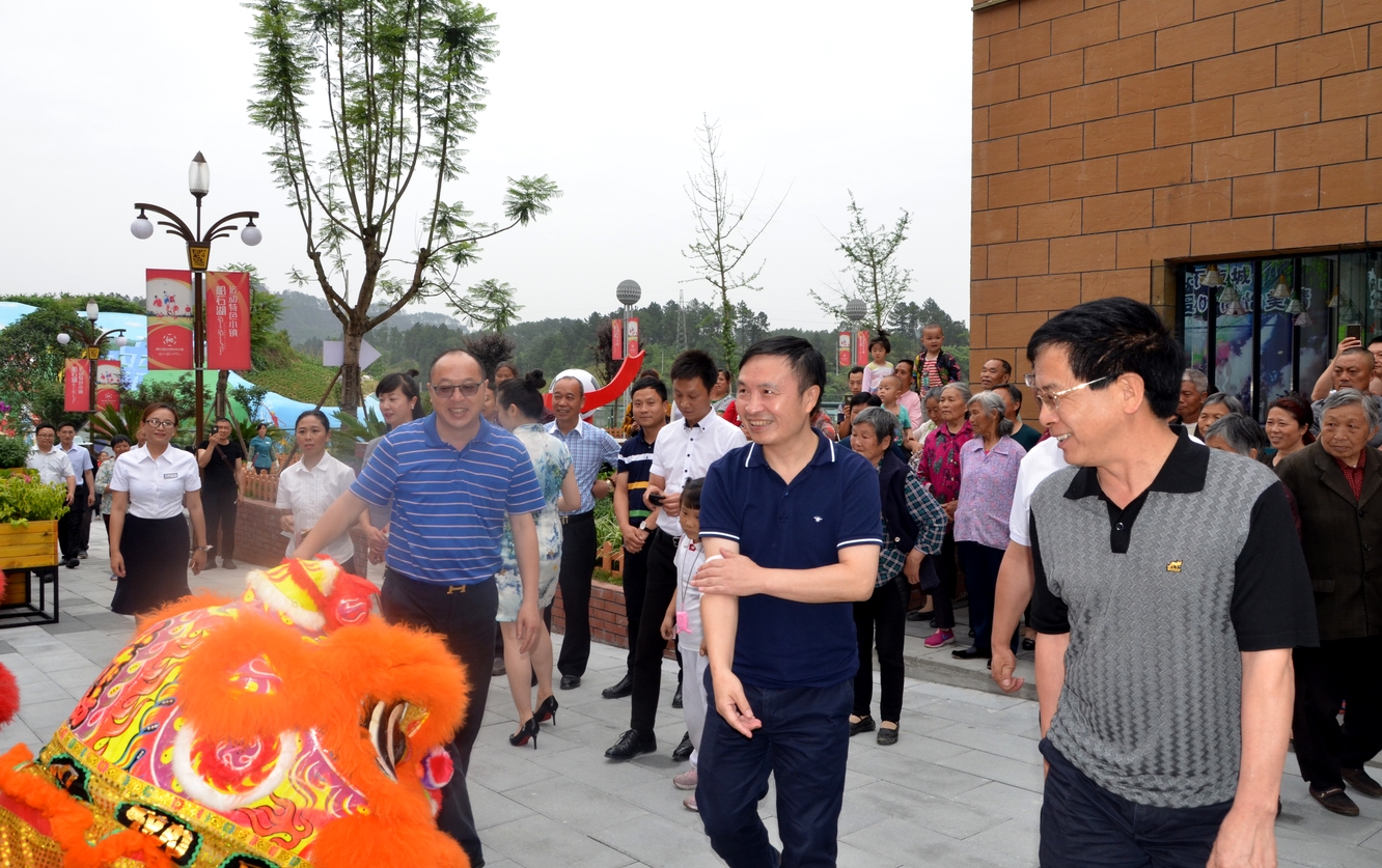 董事長(zhǎng)王勁到連界區(qū)域視察調(diào)研(圖2)