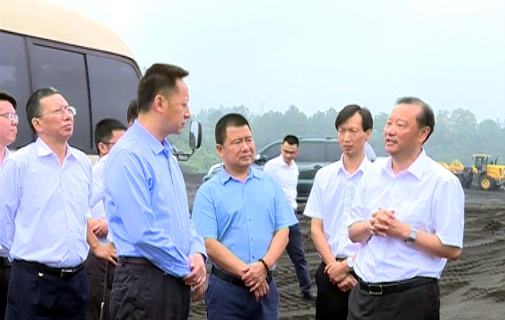 縣委書記張勇調(diào)研川威川南冶金建材物流港項(xiàng)目(圖2)