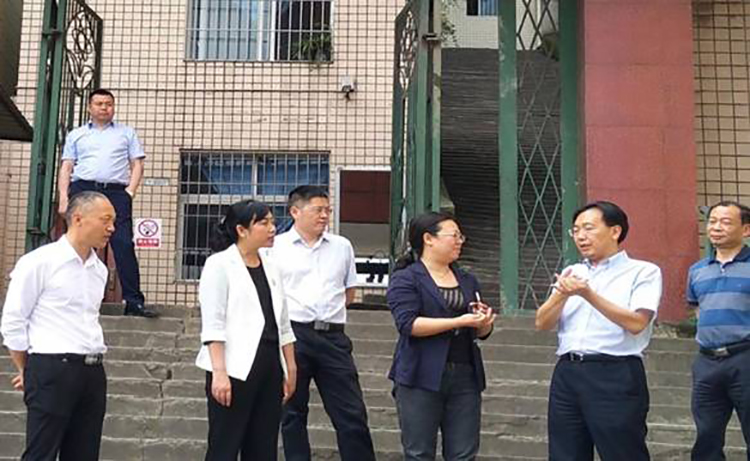 省教育廳張瀾濤副廳長到競力學(xué)校調(diào)研視察工作(圖3)