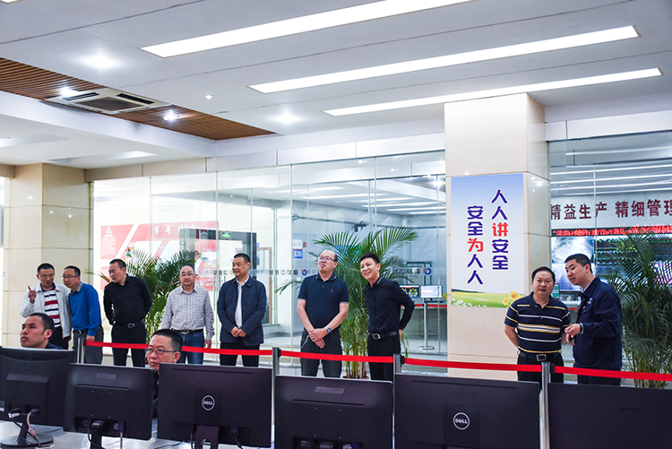 重慶能投集團(tuán)渝新公司到川威集團(tuán)連界區(qū)域參觀交流(圖1)