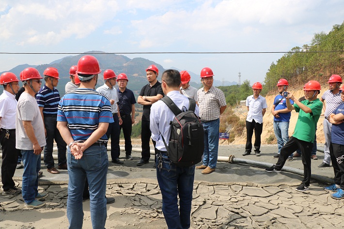 國家應(yīng)急管理部赴財通公司督查尾礦庫安全生產(chǎn)專項工作——我司獲肯定(圖1)