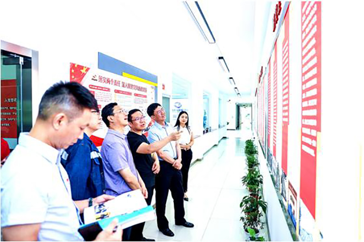 增強互信,深化合作,互利共贏—華融資產(chǎn)云南分公司副總經(jīng)理李國新到星船城公(圖6)