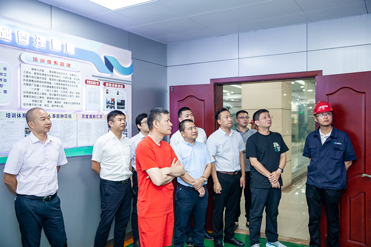 新加坡PSU集團等五家公司聯(lián)袂到川威集團連界基地參觀交流(圖2)