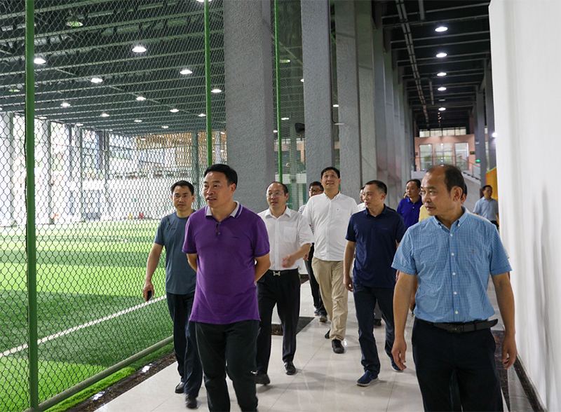 重慶市體育局副局長(zhǎng)楊貴山率隊(duì)到川威集團(tuán)連界基地調(diào)研(圖4)