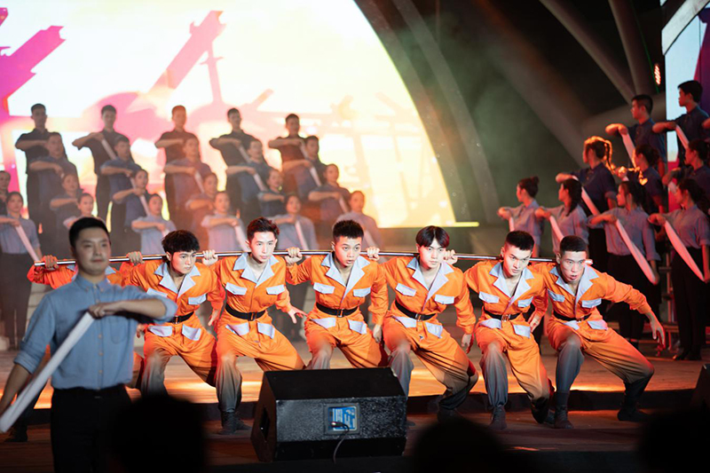 集團(tuán)公司舉行2020迎中秋慶國(guó)慶文藝晚會(huì)(圖3)