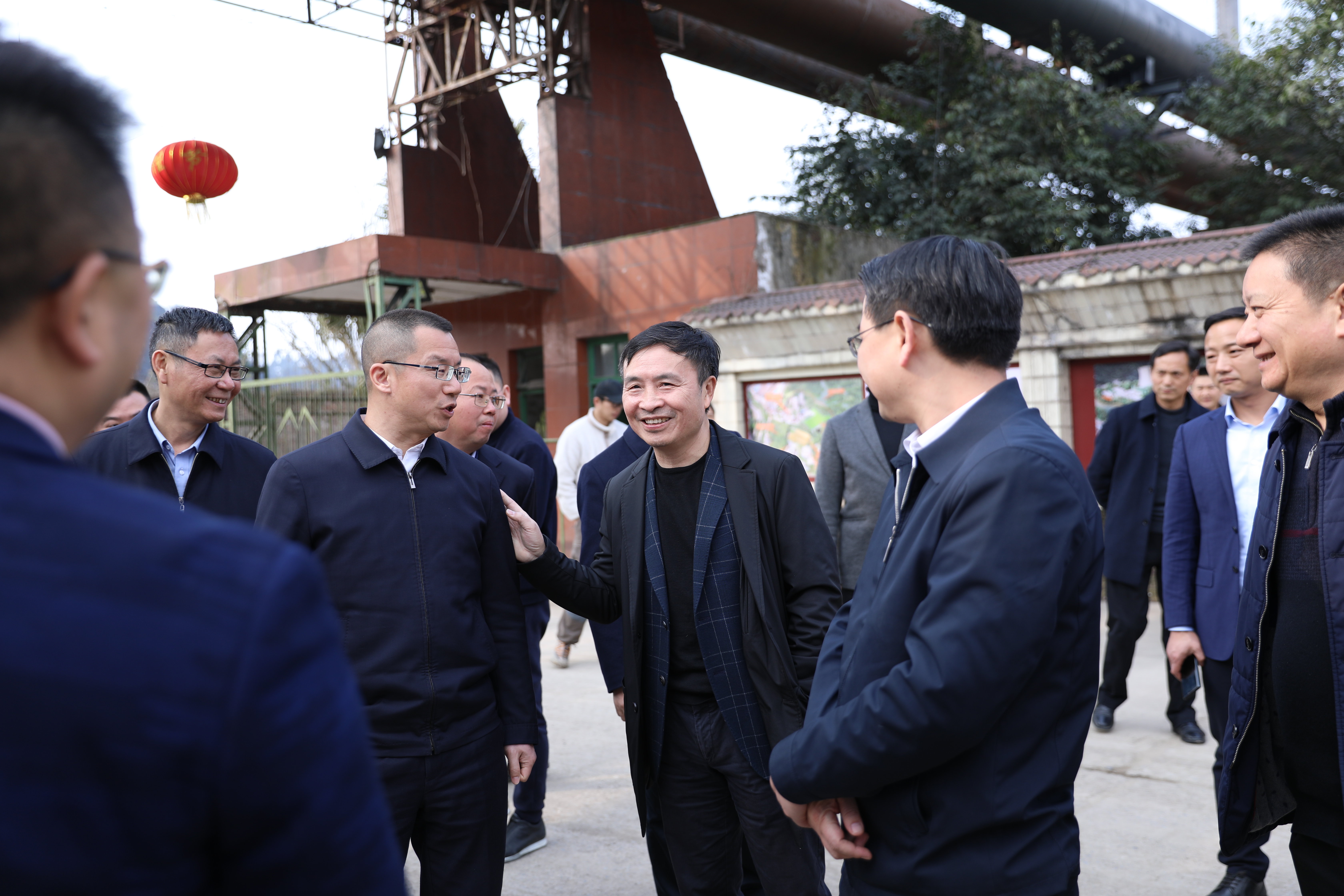 威遠(yuǎn)縣·川威集團(tuán)召開產(chǎn)業(yè)發(fā)展專題工作會(huì)(圖2)