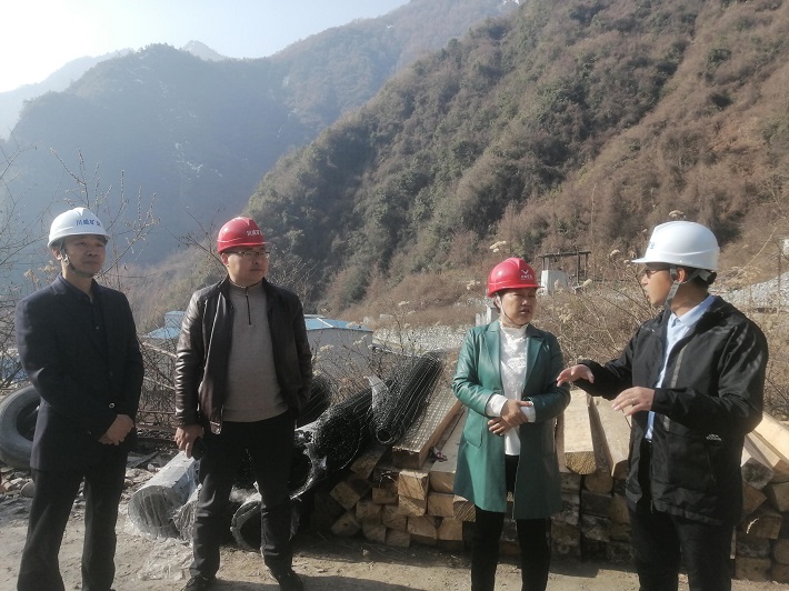 汶川縣政協(xié)副主席劉培英一行蒞臨礦業(yè)總公司阿壩礦區(qū)調(diào)研(圖2)