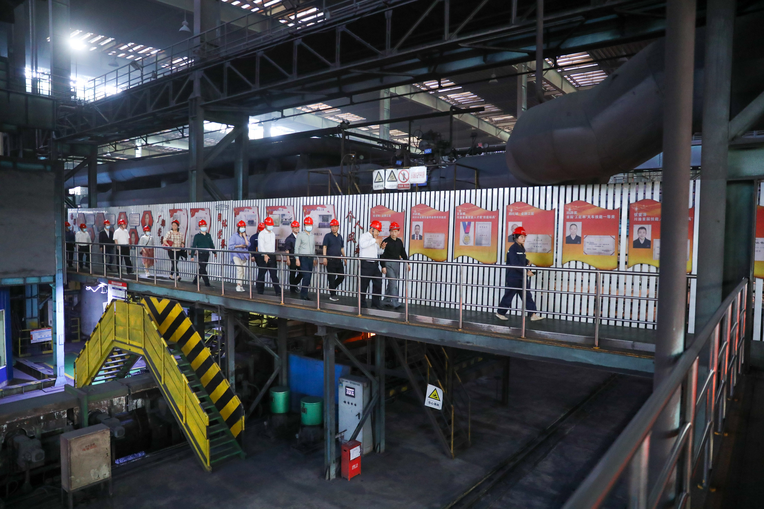 內(nèi)江市人大常委會(huì)魏紅鋒一行到川威連界基地專題調(diào)研(圖4)