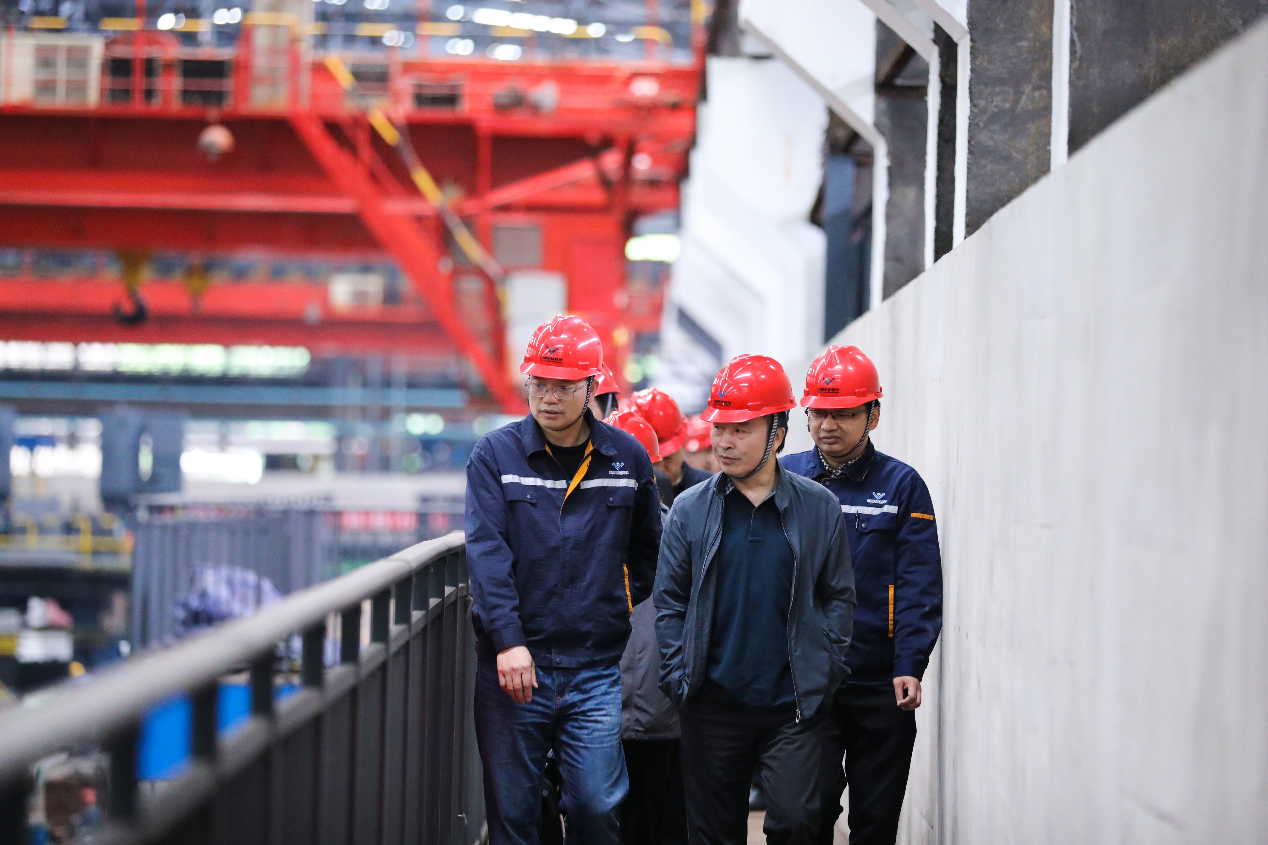 勞動(dòng)最光榮！川威集團(tuán)董事長(zhǎng)王勁一行“五一”勞動(dòng)節(jié)視察連界區(qū)域重點(diǎn)項(xiàng)目(圖3)