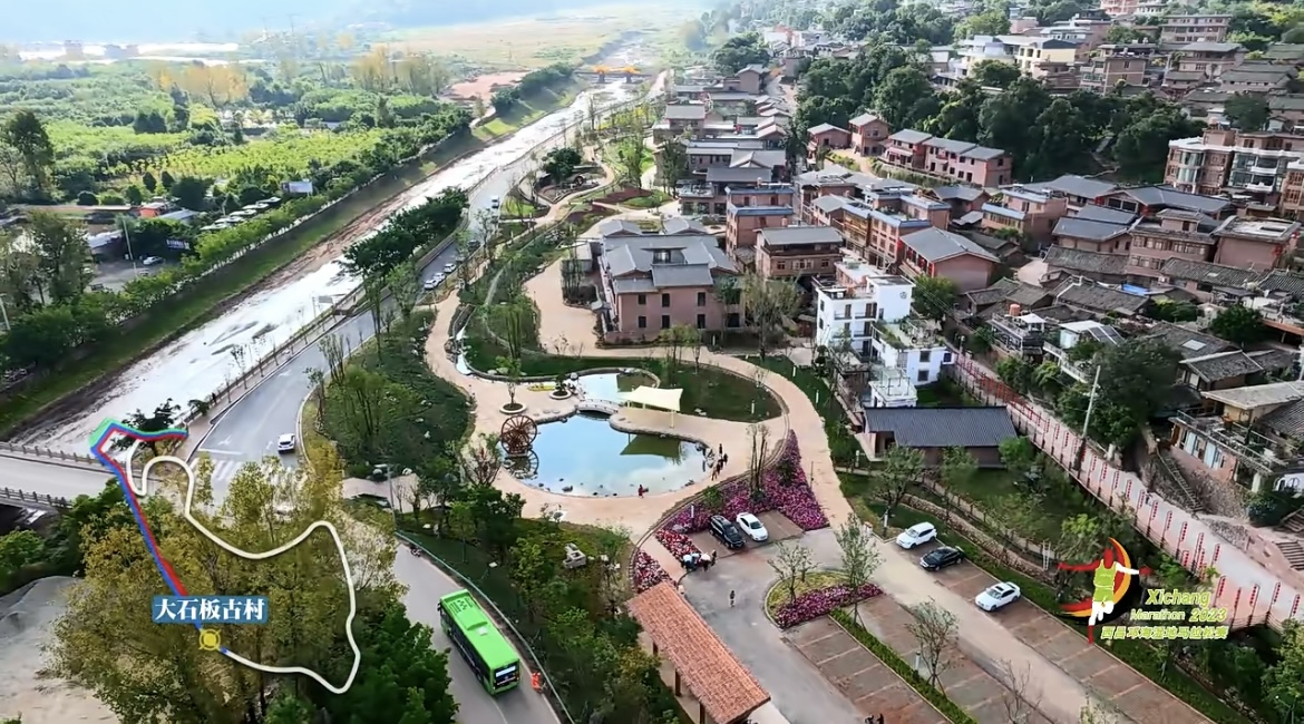 彝族年，迎西馬，大石板古村“火出圈”！(圖2)