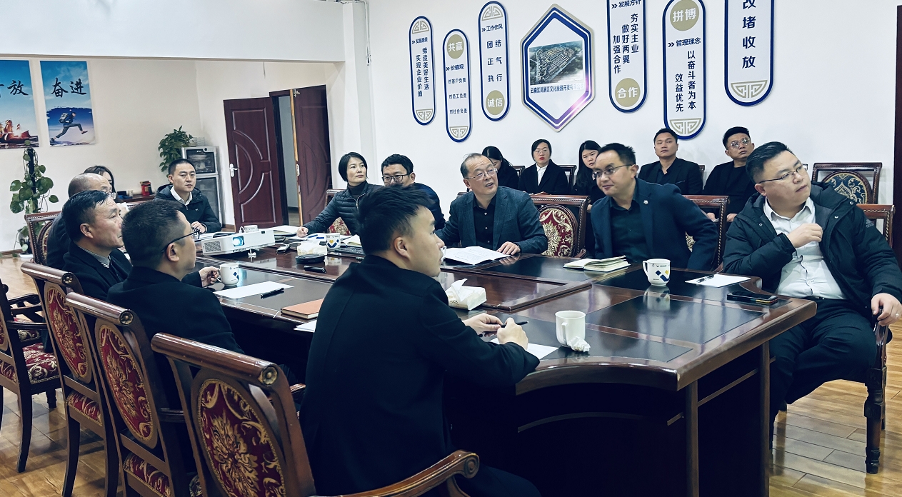 集團(tuán)領(lǐng)導(dǎo)蒞臨云南江川區(qū)域調(diào)研