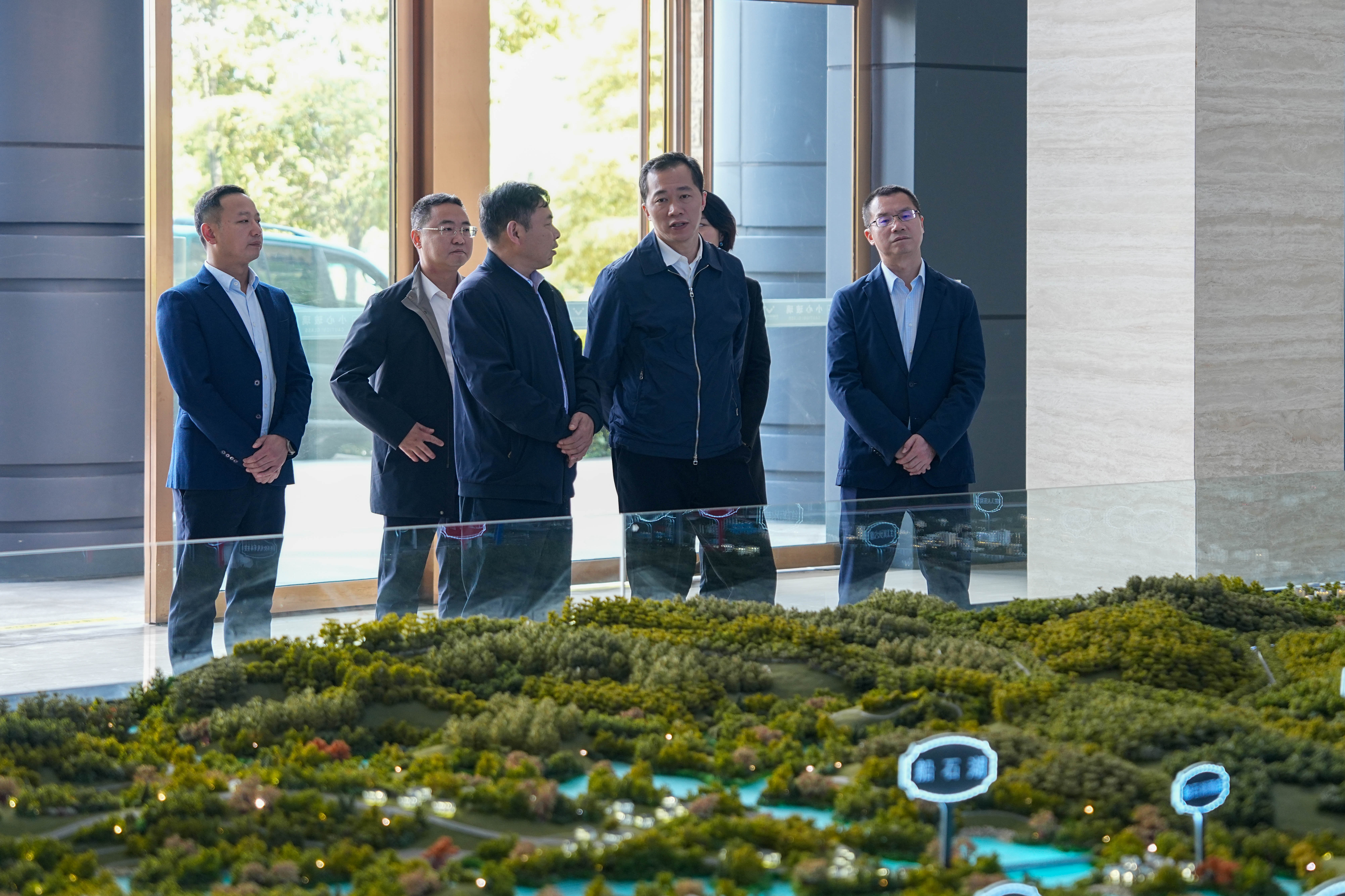 內江市市委常委、組織部部長向赟蒞威調研