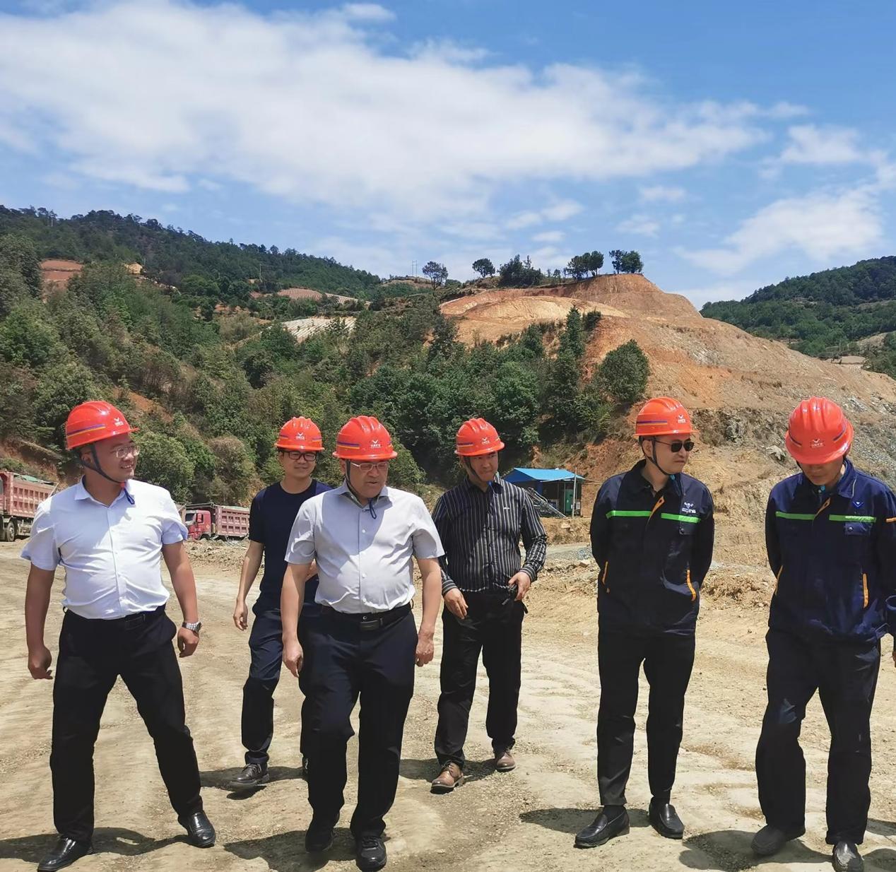 會理市市委書記陳方勇到礦業(yè)總公司會理區(qū)域視察工作(圖2)