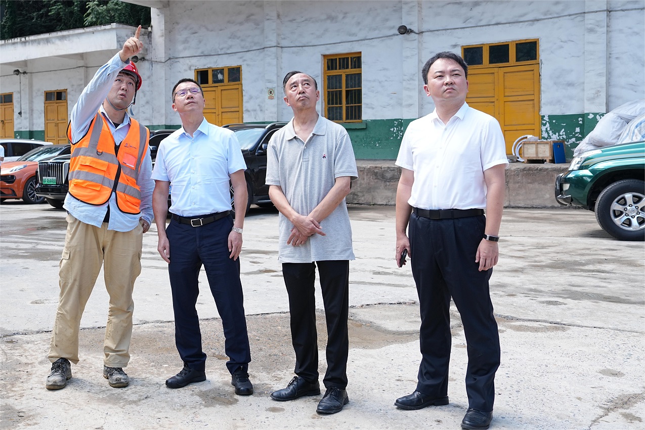 威遠縣委書記蘭徐一行蒞臨川威連界基地考察調(diào)研(圖2)