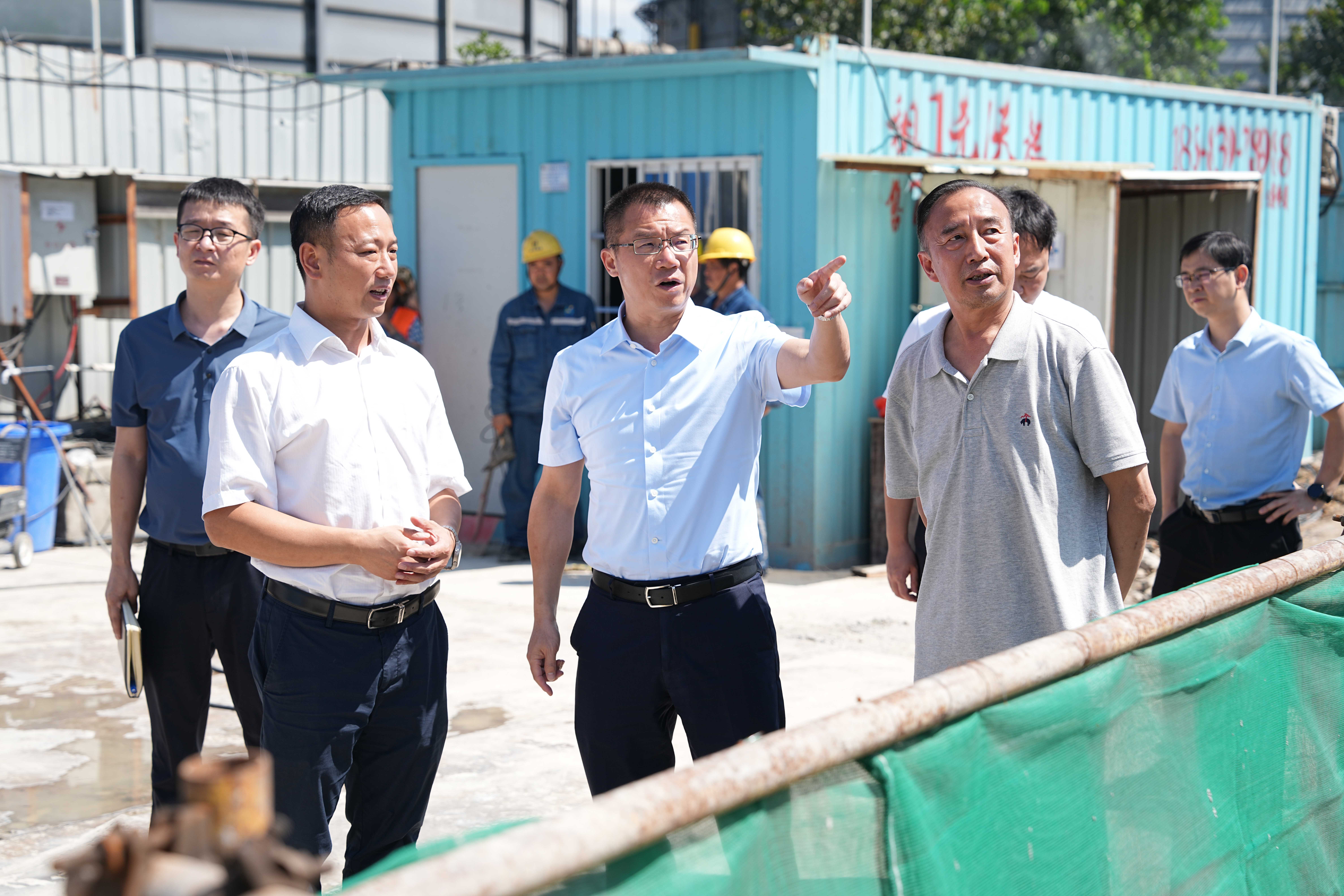 威遠縣委書記蘭徐一行蒞臨川威連界基地考察調(diào)研(圖4)