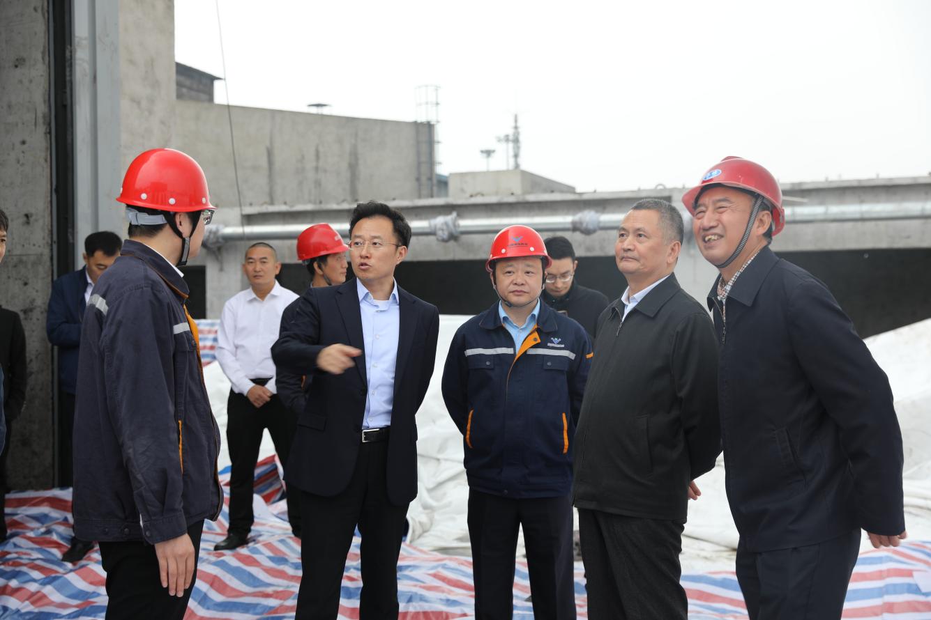 市人大常委會副主任曾云忠、市政府副市長畢勝到川威調(diào)研督導(dǎo)超低排放改造推進(jìn)情況(圖3)