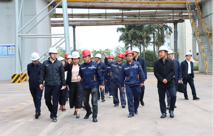 落實(shí)超低排放改造  推動(dòng)行業(yè)綠色發(fā)展 ——內(nèi)江市委副書(shū)記路松明一行蒞臨星船城公司調(diào)研(圖2)