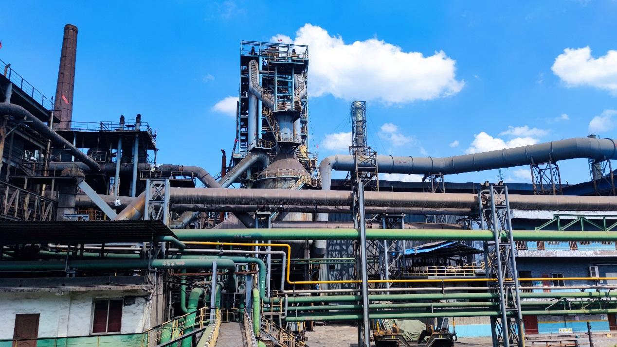 初心如磐踐使命 砥礪奮進(jìn)啟新程——釩鈦科技3#高爐順利點(diǎn)火開(kāi)爐(圖4)