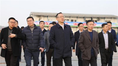 成都興城供應(yīng)鏈集團(tuán)到川威釩鈦科技考察交流