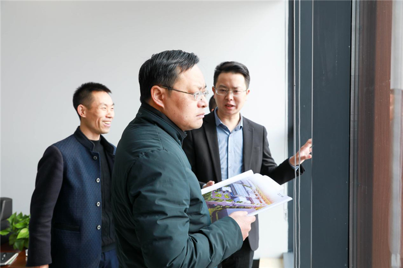 縣委常委廖快帶隊調(diào)研川南冶金建材物流港(圖3)