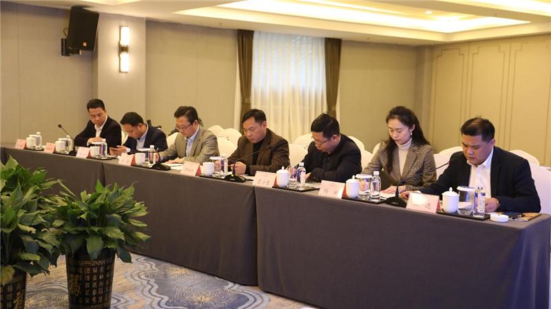 市經(jīng)信局\內(nèi)江師范學(xué)院蒞臨川威調(diào)研(圖4)