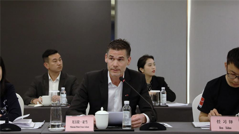 內(nèi)江市市長鄭莉一行到川威集團座談交流(圖5)