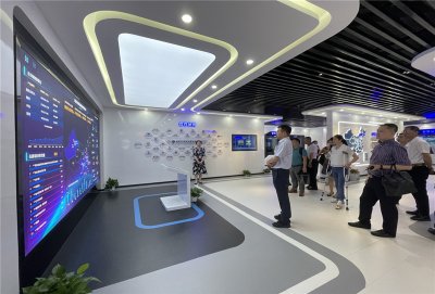 中鐵開發(fā)投資集團、中鐵八局現(xiàn)代物流、四川省川威集團、湖北交投物流舉辦交