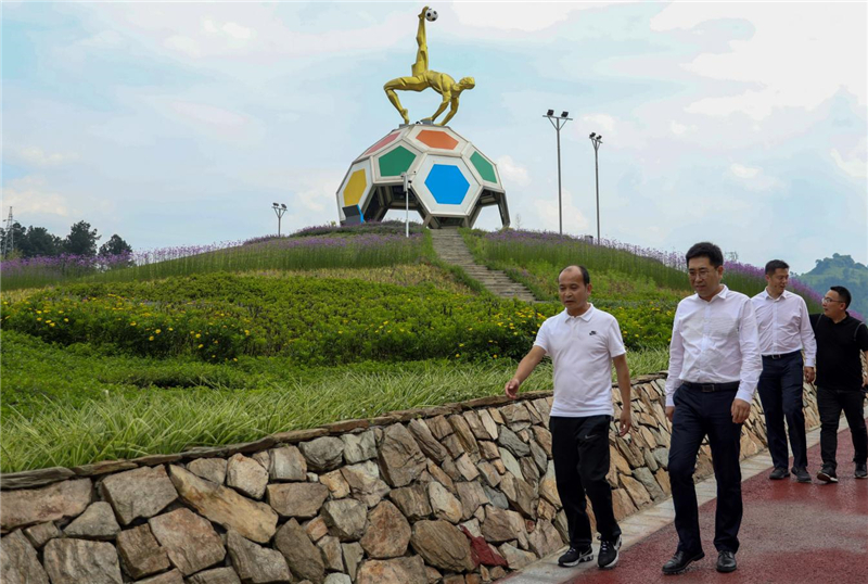 團(tuán)省委副書記王惠明一行到川威連界基地調(diào)研(圖3)