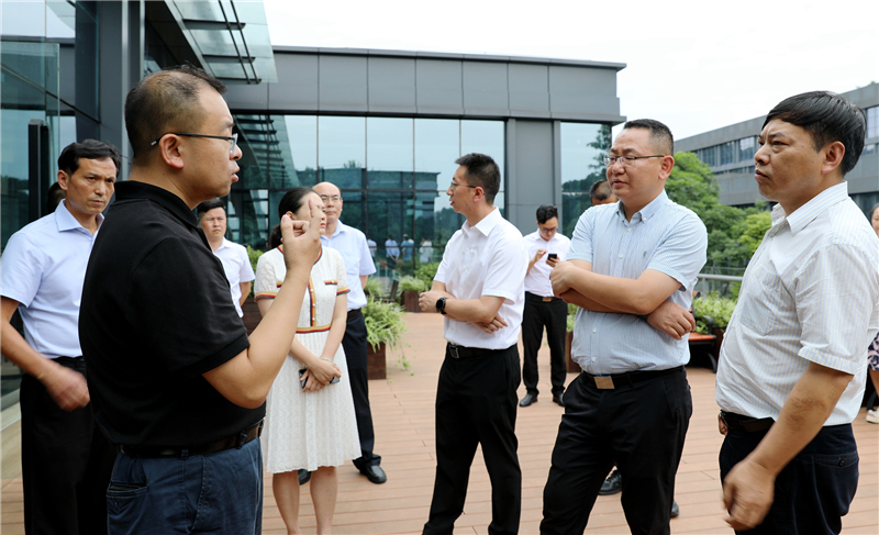 省人社廳李楨一行到川威連界基地調(diào)研考察(圖3)